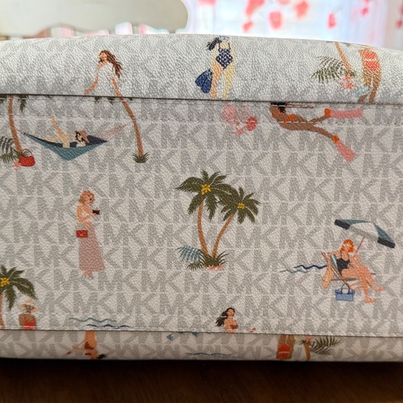 Michael Kor handbag - Picture 5 of 5